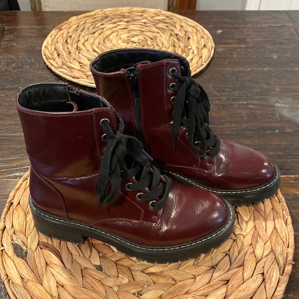 Sugar Kaedy Women's  Burgundy Patent Combat Boots in size 6